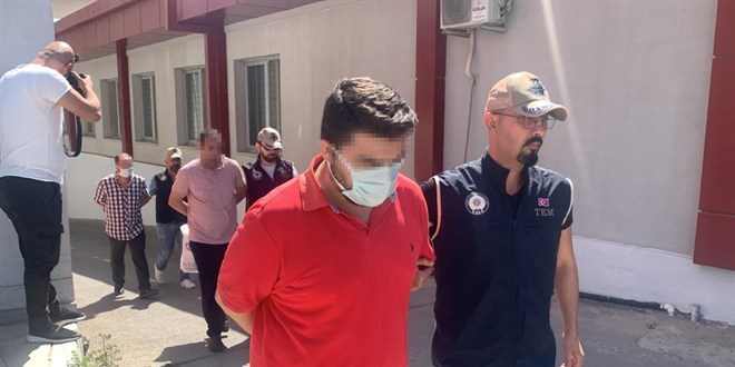 Adana'da FET operasyonunda 1 tutuklama