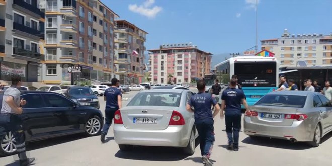 İki otomobilin karıştığı kazada 1 kişi yaralandı