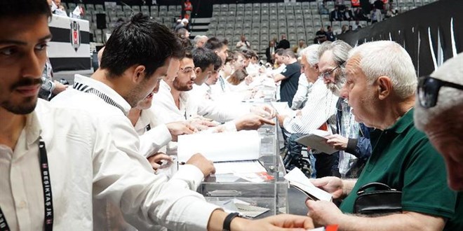 Beşiktaş'ta ikinci Ahmet Nur Çebi dönemi