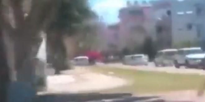 Manavgat'ta çıplak dolaşırken görüntülenen kadının zihinsel engelli olduğu bildirildi