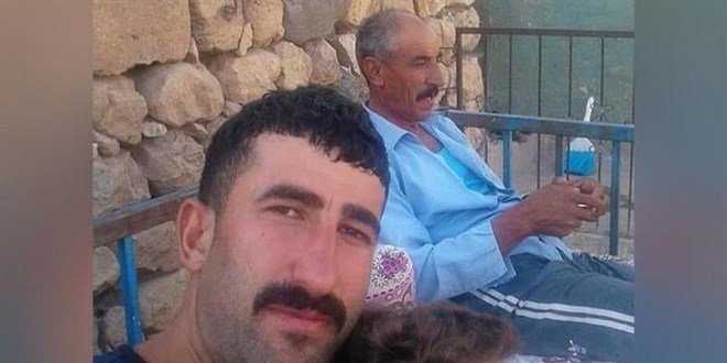 Arazi sularken yılan ısırmasıyla öldü