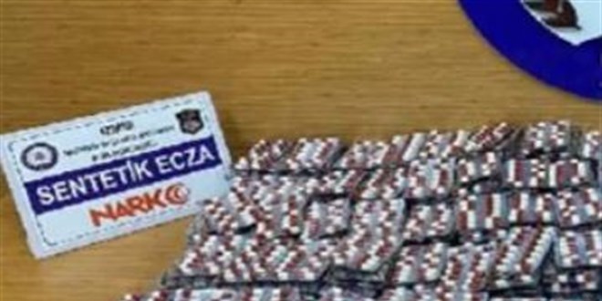 Samsun'da sentetik ecza ele geçirildi: 1'i doktor 3 gözaltı