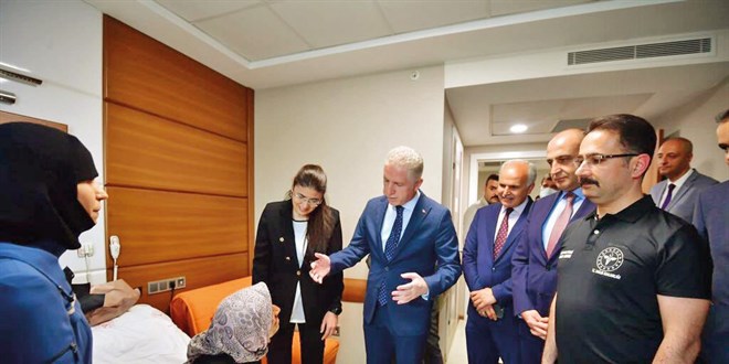 Yüzüne tekme atılan Suriyeli kadının oğlu konuştu: Türkiye bize sahip çıktı