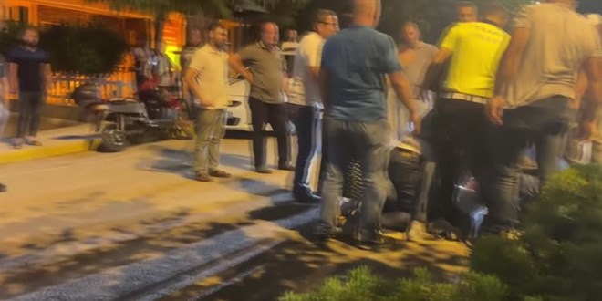 Kocaeli'de kavgaya mdahale eden 2 polis yaraland