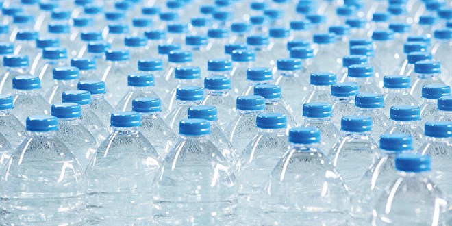 Pet şişelerdeki sular sağlığı tehdit ediyor: Bu sudan uzak durun