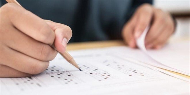 Üniversite sınavı yaklaşırken kaygı belirtilerine dikkat edin
