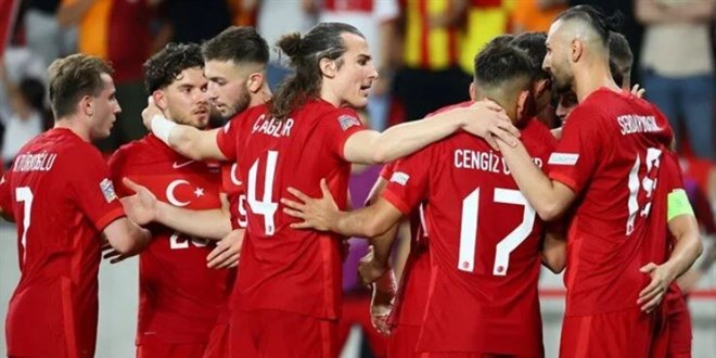 UEFA Uluslar Liginde A Milliler 4'te 4 yaptı