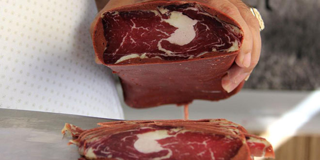 İki ilin 'pastırma' tartışması sürerken, Sivas tescilini aldı