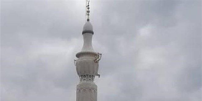 Caminin semaver şeklindeki minaresi 4,5 yılda tamamlandı
