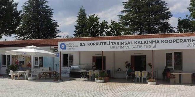 Atıl köy okulları, üretim merkezine dönüşüyor