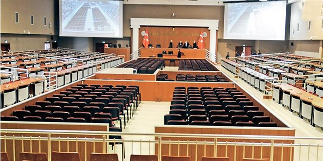 Diyanet İşleri Başkanı Erbaş'a hakaret davasında Baro üyelerinin hapsi istendi