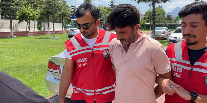 Hamile eşini öldüren zanlı tutuklandı