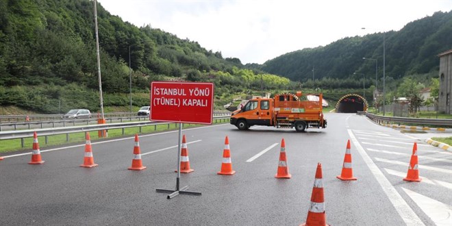 Bolu Dağı Tüneli'nde toprak kayması İstanbul yönünü kapattı