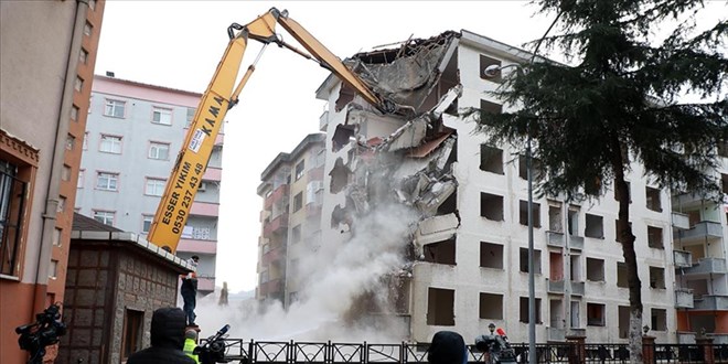 Binaların yıkılmasına ilişkin yönetmelik 1 Temmuz'da yürürlüğe girecek