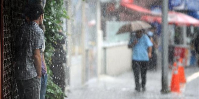 Meteoroloji'den Karadeniz'e yeni uyarı: Kuvvetli yağış bekleniyor