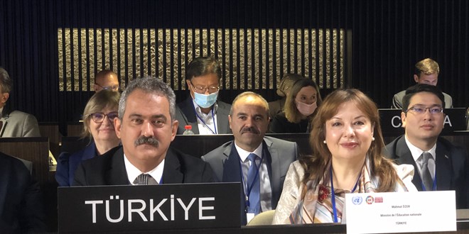 Bakan Özer UNESCO 'Eğitimin Dönüştürülmesi' Ön Zirvesi'ne katıldı