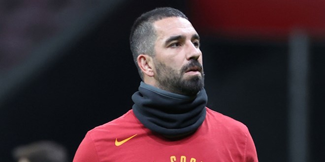 Futbolcu Arda Turan 'cinsel taciz' suçundan beraat etti