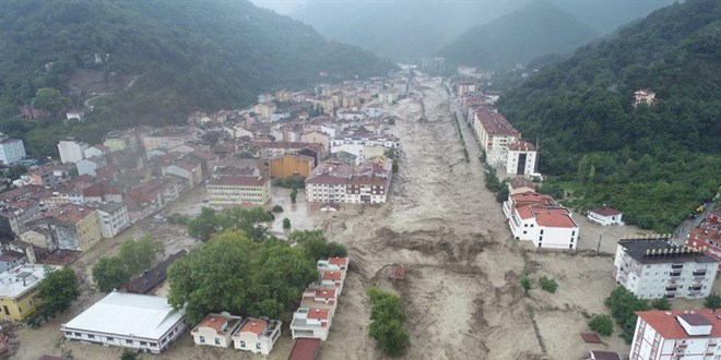 AFAD: Sel bölgelerinde kayıp 2 kişi aranıyor
