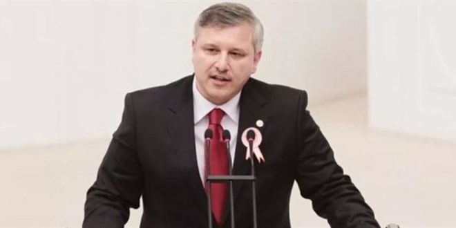 ABD'deki firari FETÖ'cü Türkiye'deki emekli maaşının peşine düştü