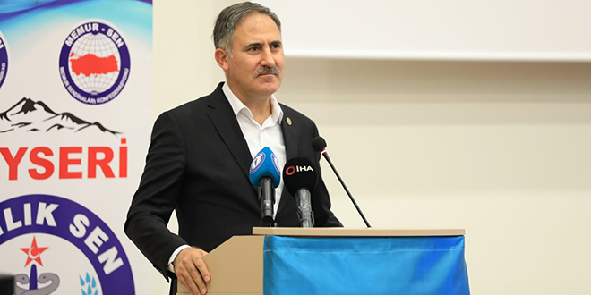 Semih Durmuş: Sağlık çalışanlarına kalkan el milletin vicdanına kaldırılmıştır