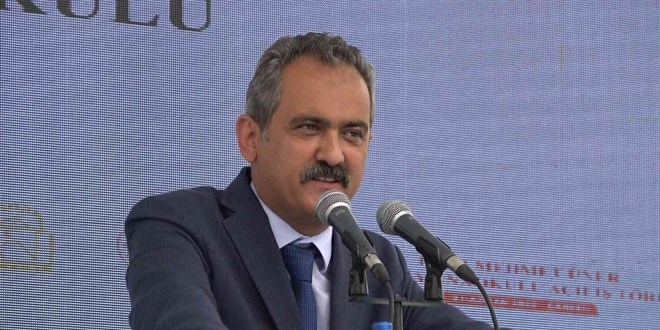 Matematik ve İngilizce yaz okulu programı erişime açıldı