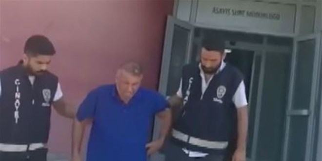 Dövülen kamyon şoförü, kaçarken tarla bekçisini ezdi