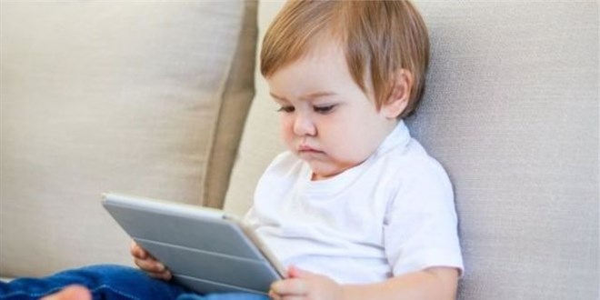 Çocukların aşırı teknoloji kullanımı otizme neden olabiliyor