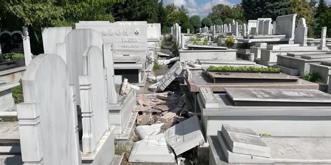 Hasköy Musevi Mezarlığı'nda mezar taşlarını 5 çocuğun tahrip ettiği belirlendi