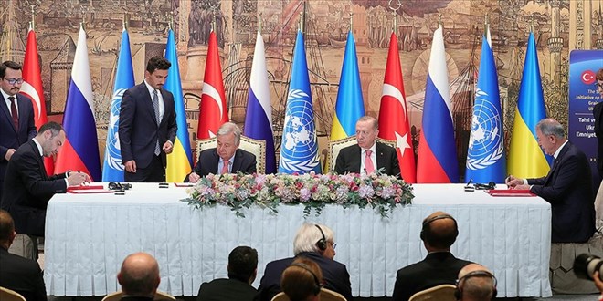Dünya, İstanbul'daki tahıl koridoru anlaşması için Türkiye'yi tebrik etti