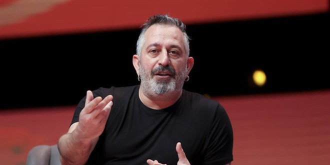 Cem Yılmaz'dan 'trafik kazası' açıklaması
