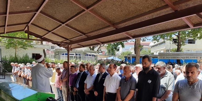 Okul müdürü kalbine yenildi