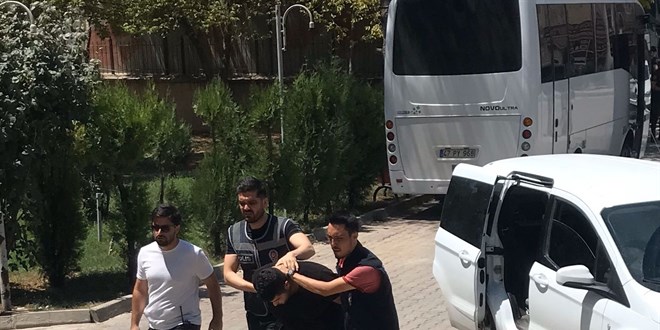 12 yaşındaki çocuk nişanda havaya sıkılan silahtan çıkan kurşunla ölmüş