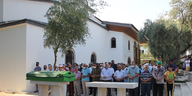 Muğla'da darbedilen emekli polis 4 ay sonra hayatını kaybetti