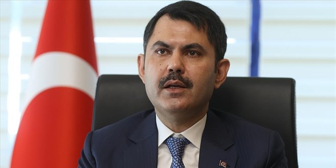 Bakan Kurum'dan İzmir Büyükşehir Belediyesinin ağaç kesimine tepki