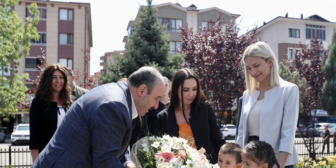 Sanayi ve Teknoloji Bakan Varank, Bartn'da konutu