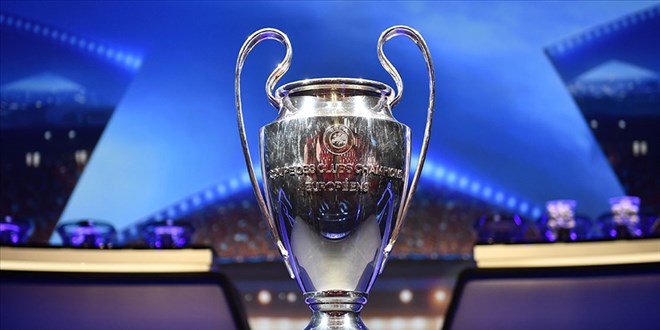 UEFA ampiyonlar Ligi play-off turu yarn balyor