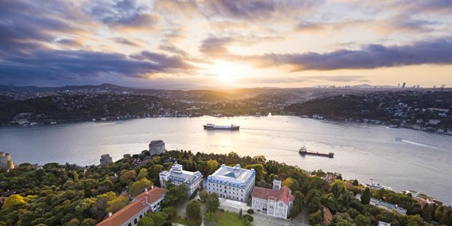 YKS'de ilk 1000'e giren öğrencilerden 773'ü Boğaziçili oldu