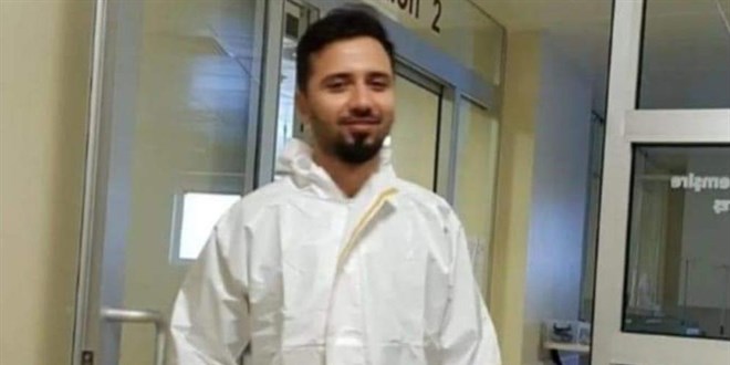 Hastanede baygın halde bulunan erkek hemşire hayatını kaybetti