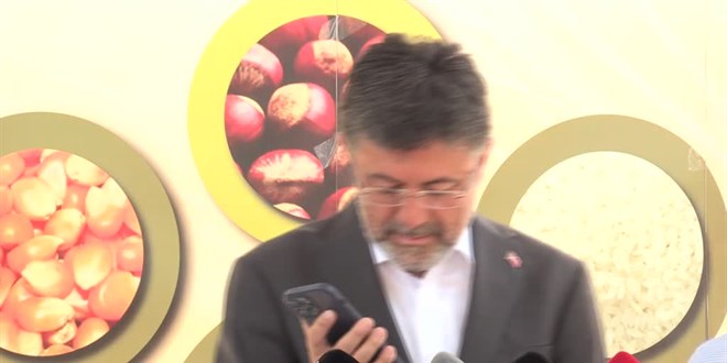 Bakan Kirişci, Hatay'daki mısır hasadı törenine telefonla katıldı