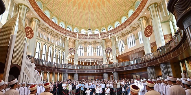 Taksim Camii'nde 31 hafız için icazet merasimi yapıldı