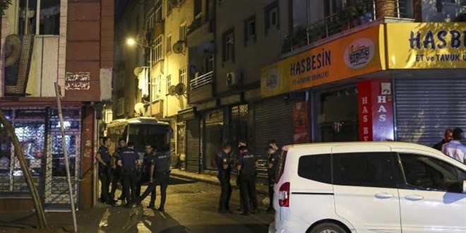 Bağcılar'da aileler arasında kavga: 9 gözaltı