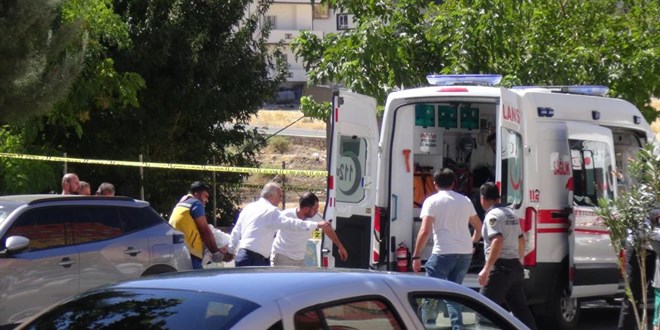 İntihar girişiminde bulunan savcı hayatını kaybetti