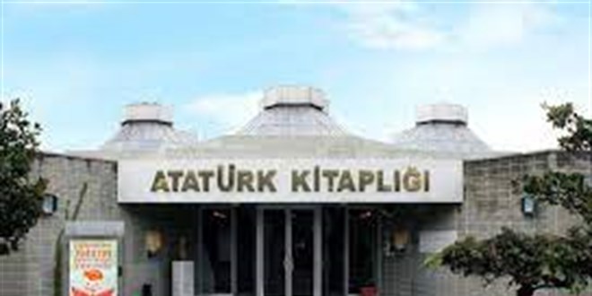 Öğrenciler, İBB'nin Atatürk Kitaplığı'nı kullanıma kapatmasına tepkili