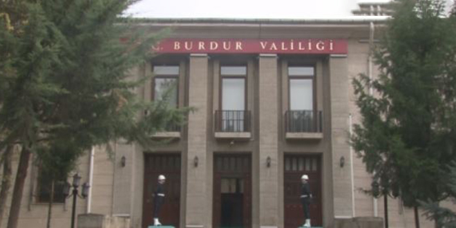Burdur'daki zel eitim meslek okulunun mdr vekili grevden uzaklatrld