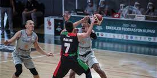 Basketbol Federasyonu 3 takımın kafilesinde gıda zehirlenmesi meydana geldi