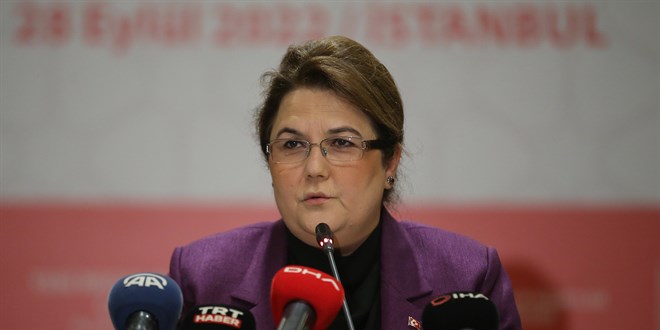 Bakan Derya Yanık, Yeni Medya Dili ve Aile Çalıştayı'nda konuştu