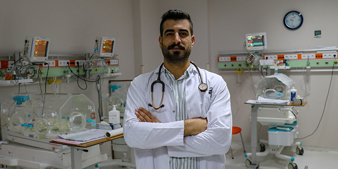 Prematüre doğduğu hastaneye doktor oldu