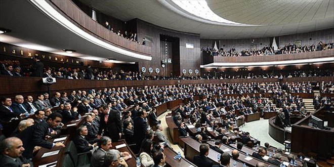 AK Parti'nin yars deiecek: 90 vekil 3 dneme taklyor