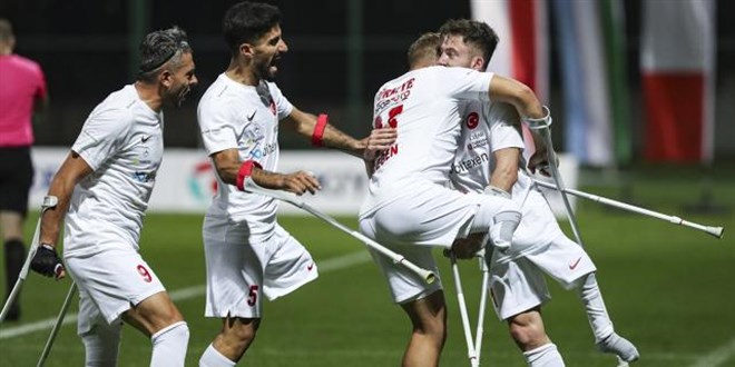 Ampute Milli Takımı farklı kazandı