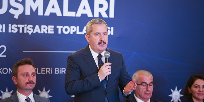 Bakan Yardımcısı: Türkiye'de fiyat hareketliliği var ama kriz yok